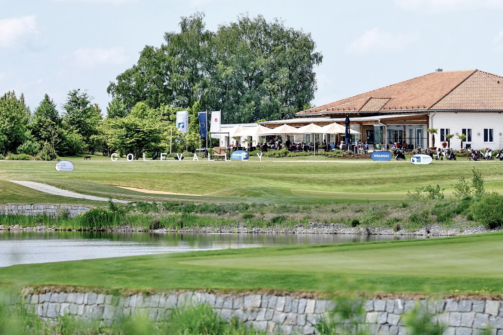Golf Valley <div class='slogan-line1'>Golf Valley</div><div class='slogan-line2'>Outdoor, Erholung, Nervenkitzel & Lifestyle</div>